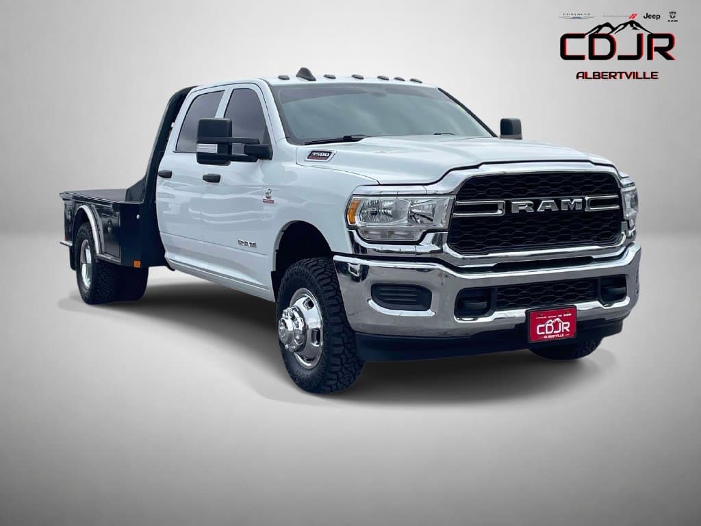 2022 RAM 3500 Tradesman — photo 1 of 51