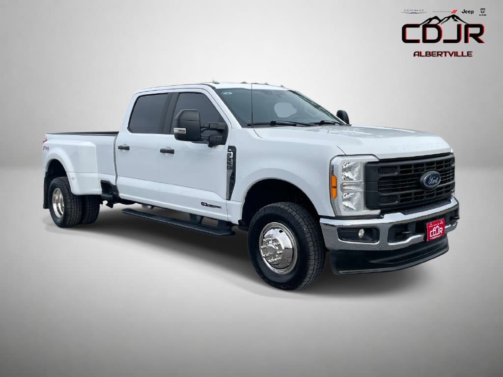 2023 Ford Super Duty F-350 DRW XL — photo 1 of 50