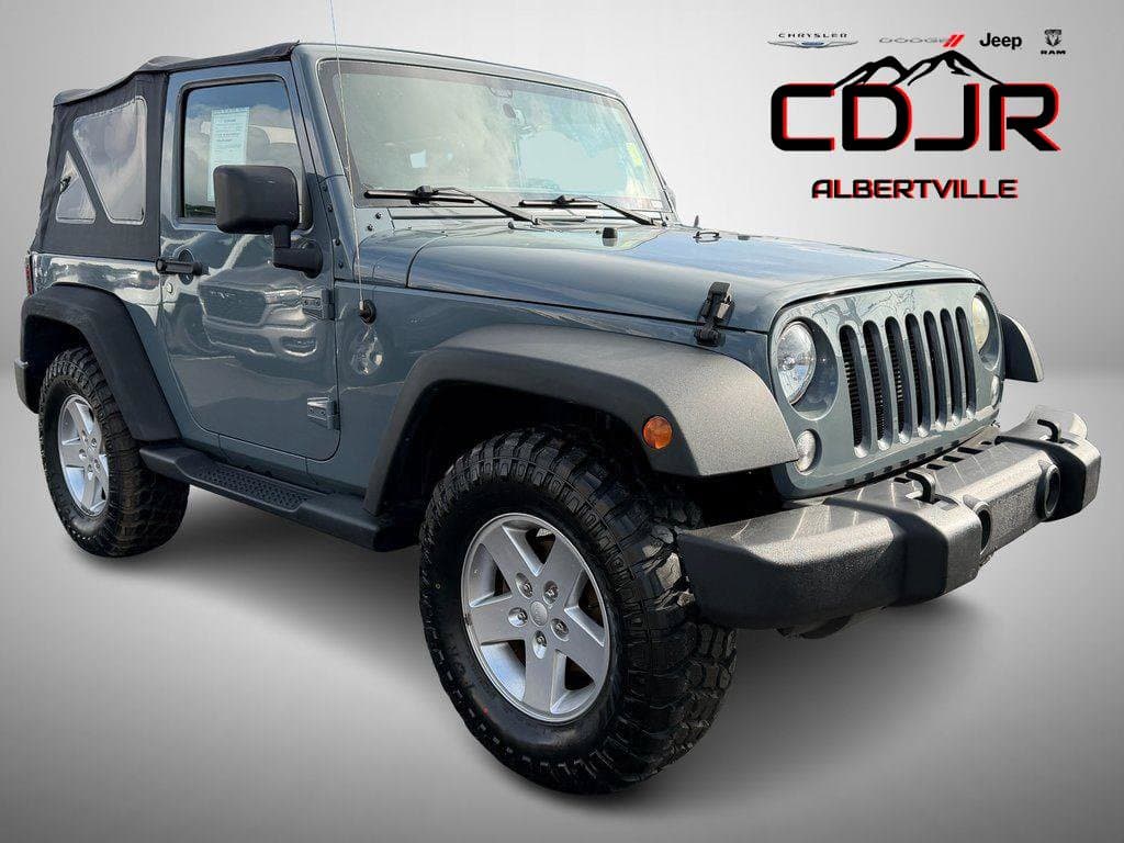 2015 Jeep Wrangler Sport — photo 1 of 36