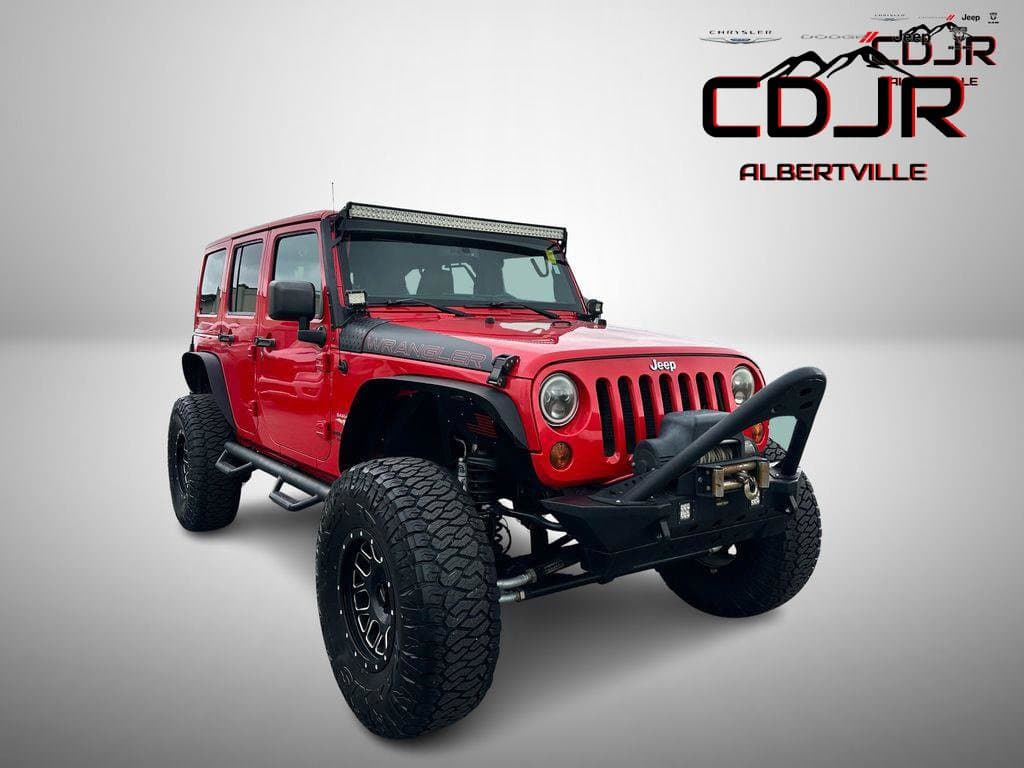 2015 Jeep Wrangler Unlimited Sahara — photo 1 of 45