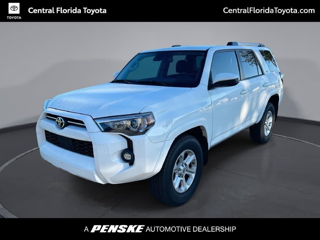 2024 Toyota 4Runner SR5 — photo 1 of 34