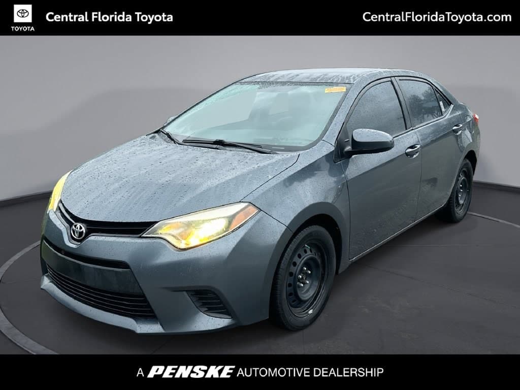 2014 Toyota Corolla LE — photo 1 of 31