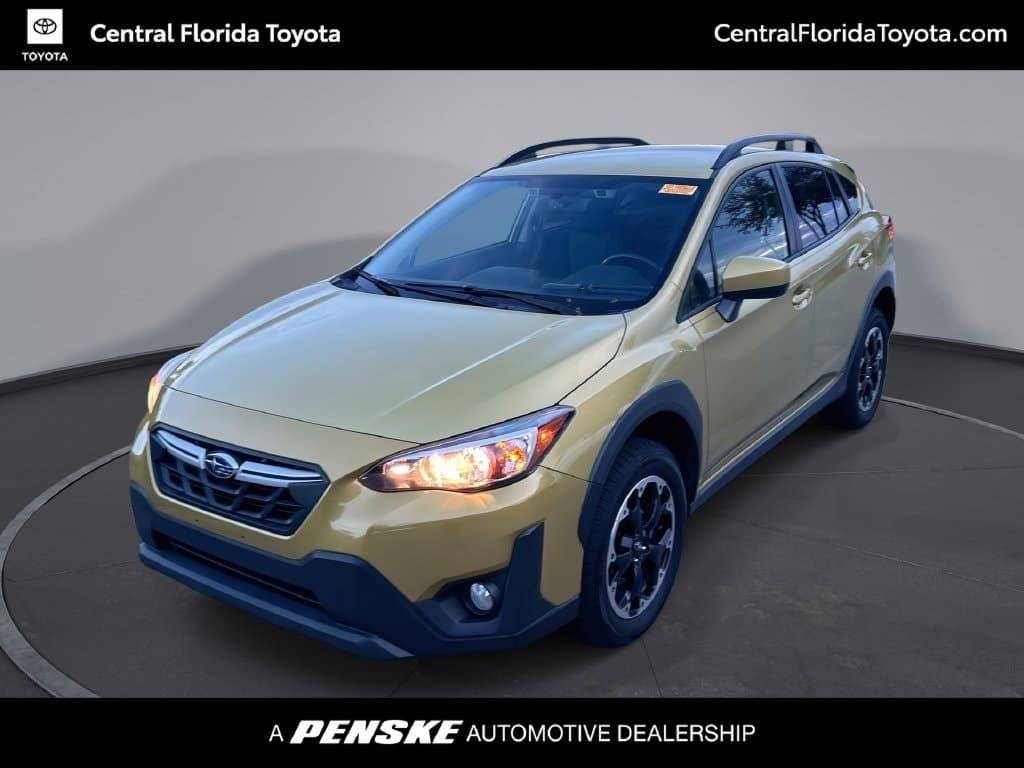 2021 Subaru Crosstrek Premium — photo 1 of 32