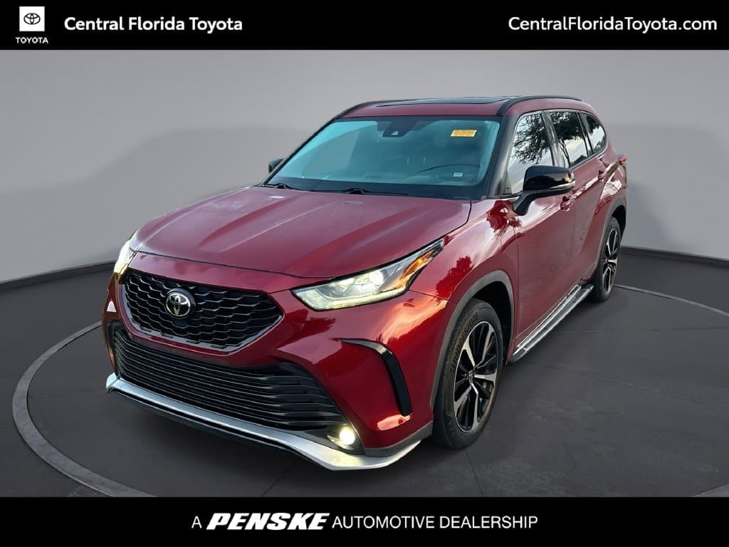 2022 Toyota Highlander XSE — photo 1 of 35