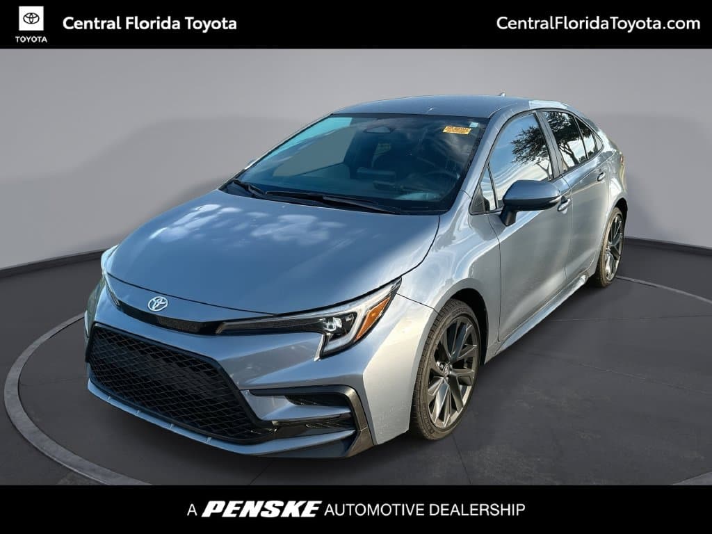 2024 Toyota Corolla SE — photo 1 of 33