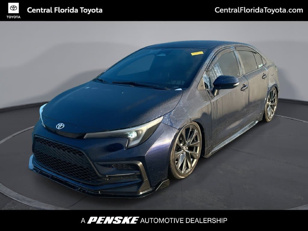 2024 Toyota Corolla SE — photo 1 of 33