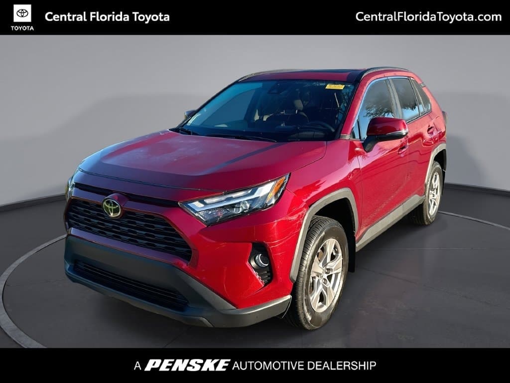 2025 Toyota RAV4 XLE — photo 1 of 36