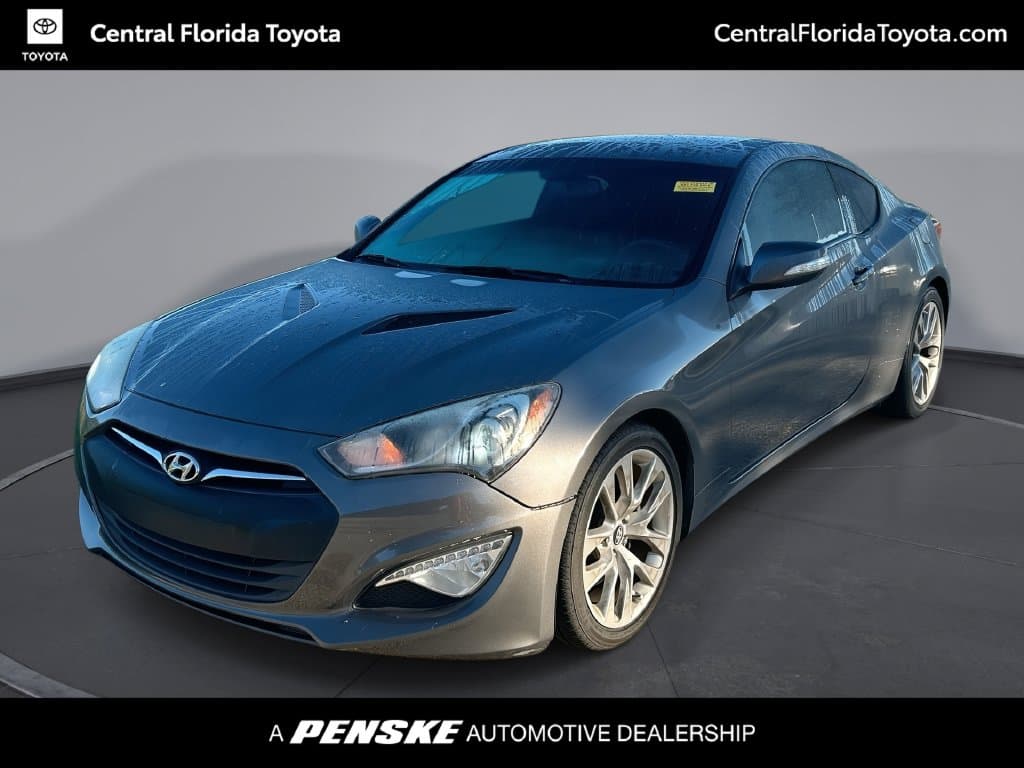 2013 Hyundai Genesis Coupe 3.8 Grand Touring — photo 1 of 33
