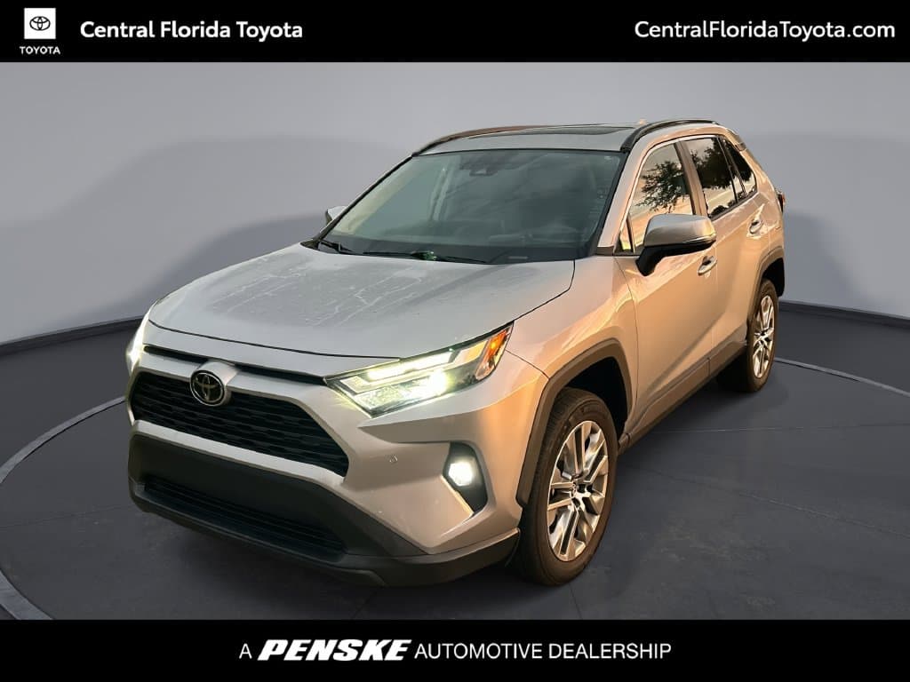 2023 Toyota RAV4 XLE Premium — photo 1 of 37