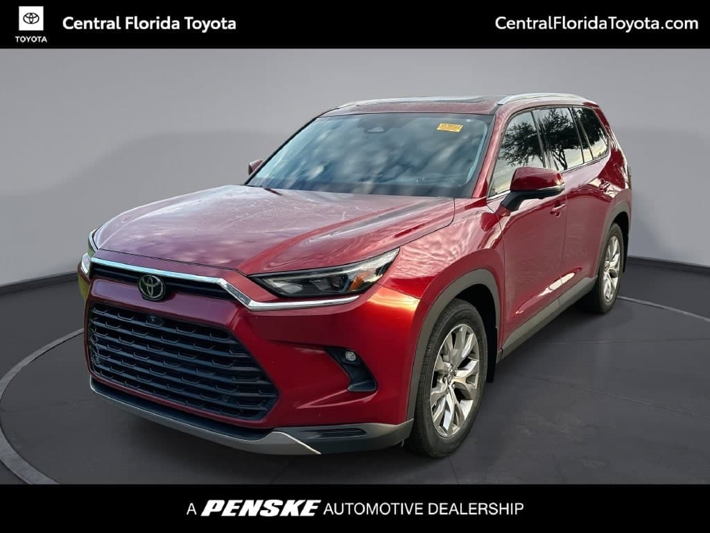 2024 Toyota Grand Highlander Limited — photo 1 of 38