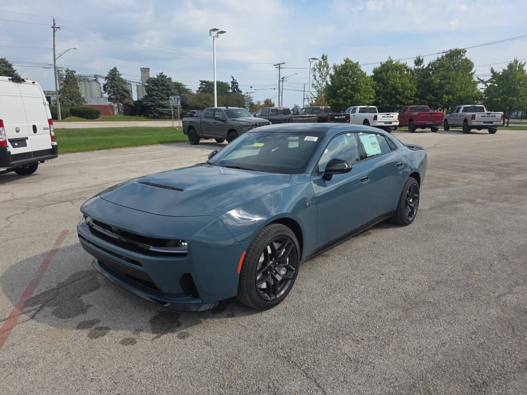 2027 Dodge Charger Scat Pack — photo 1 of 20