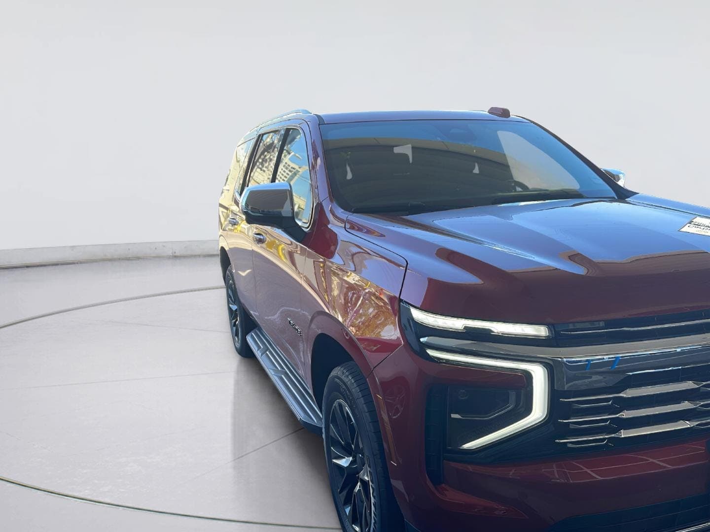 2025 Chevrolet Tahoe Premier — photo 1 of 7
