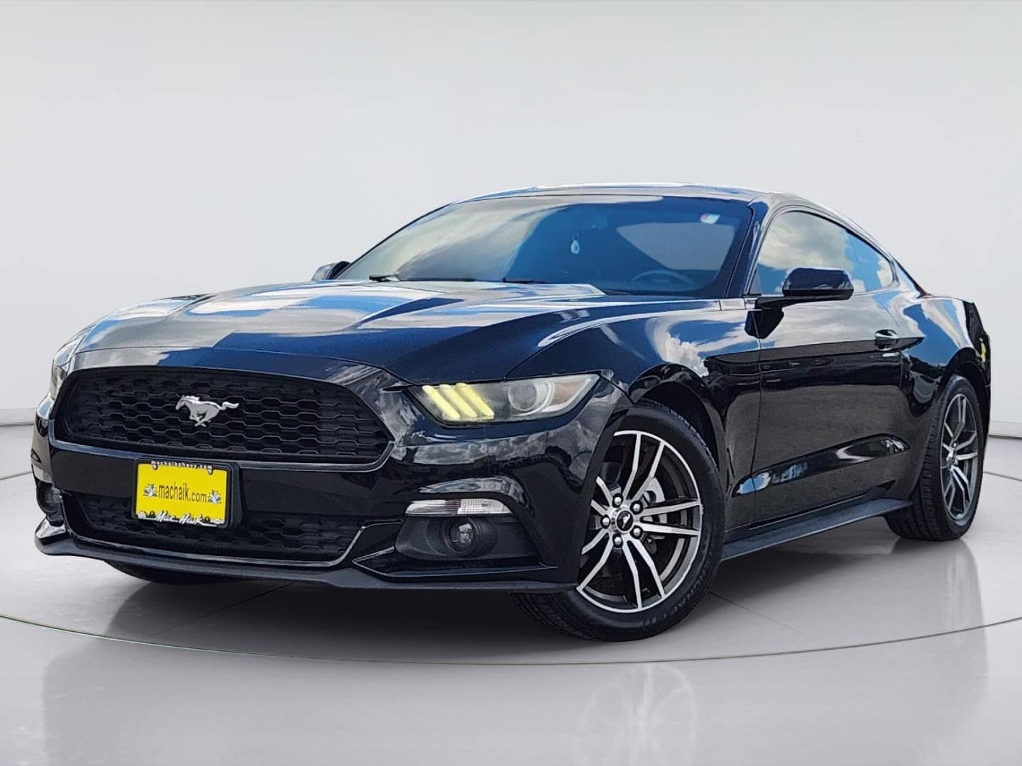 2017 Ford Mustang EcoBoost — photo 1 of 33