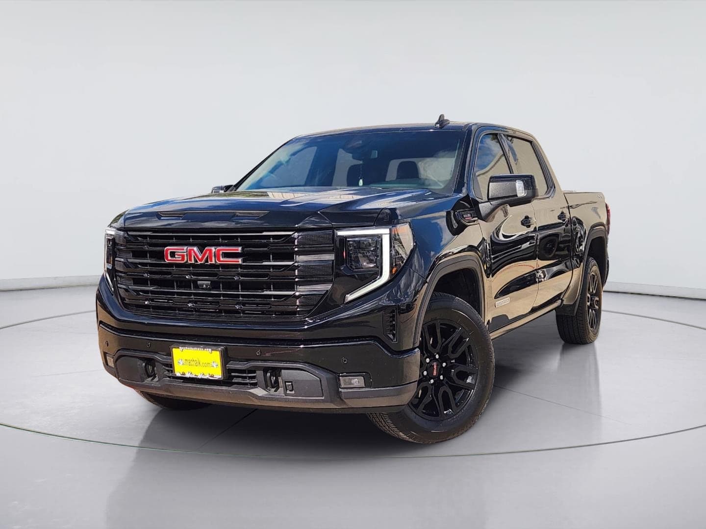2026 GMC Sierra 1500 Elevation — photo 1 of 34