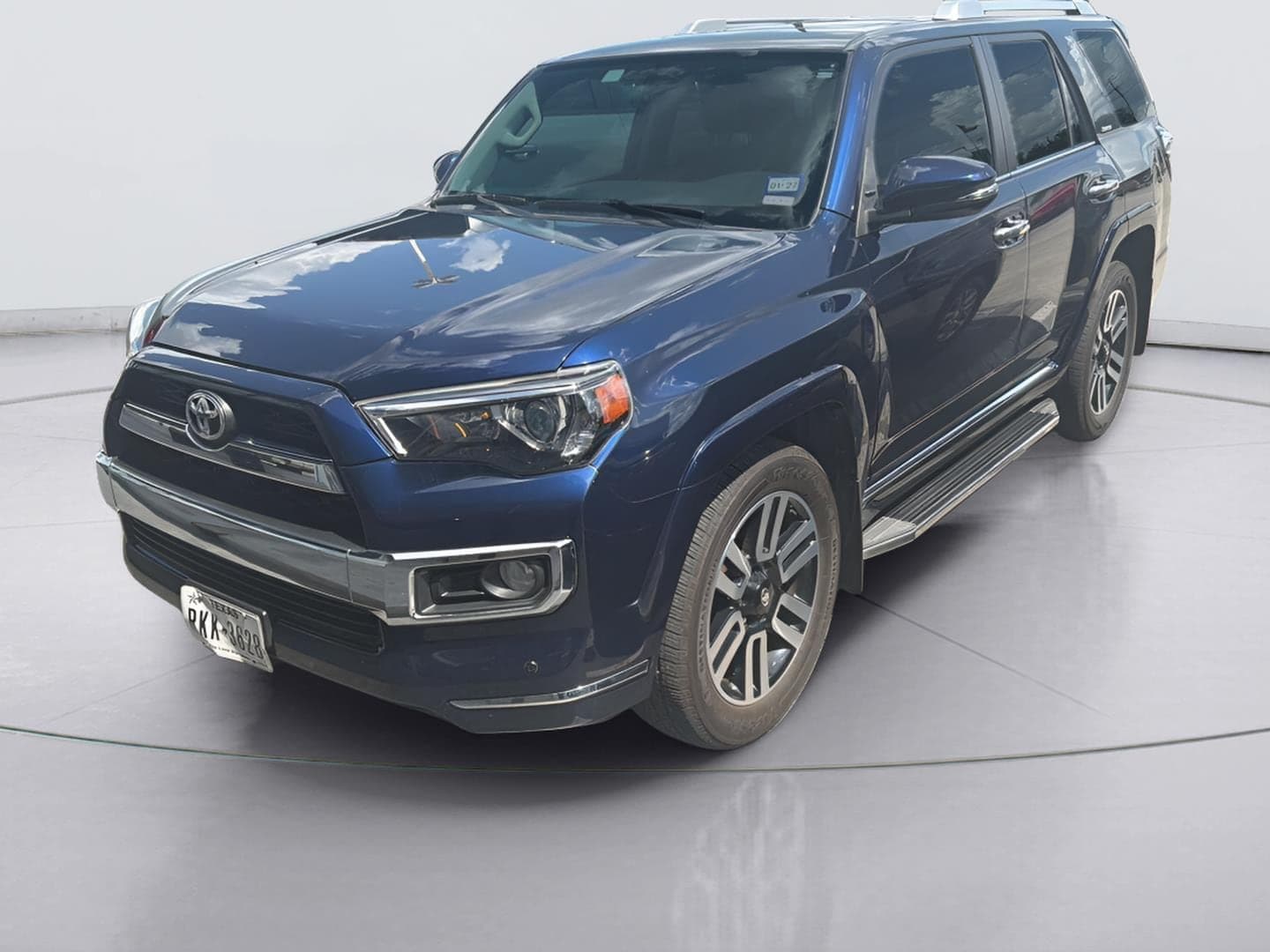2018 Toyota 4Runner Limited — photo 1 of 4