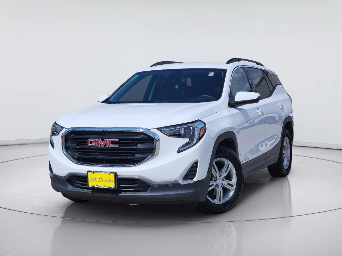 2020 GMC Terrain SLE — photo 1 of 33