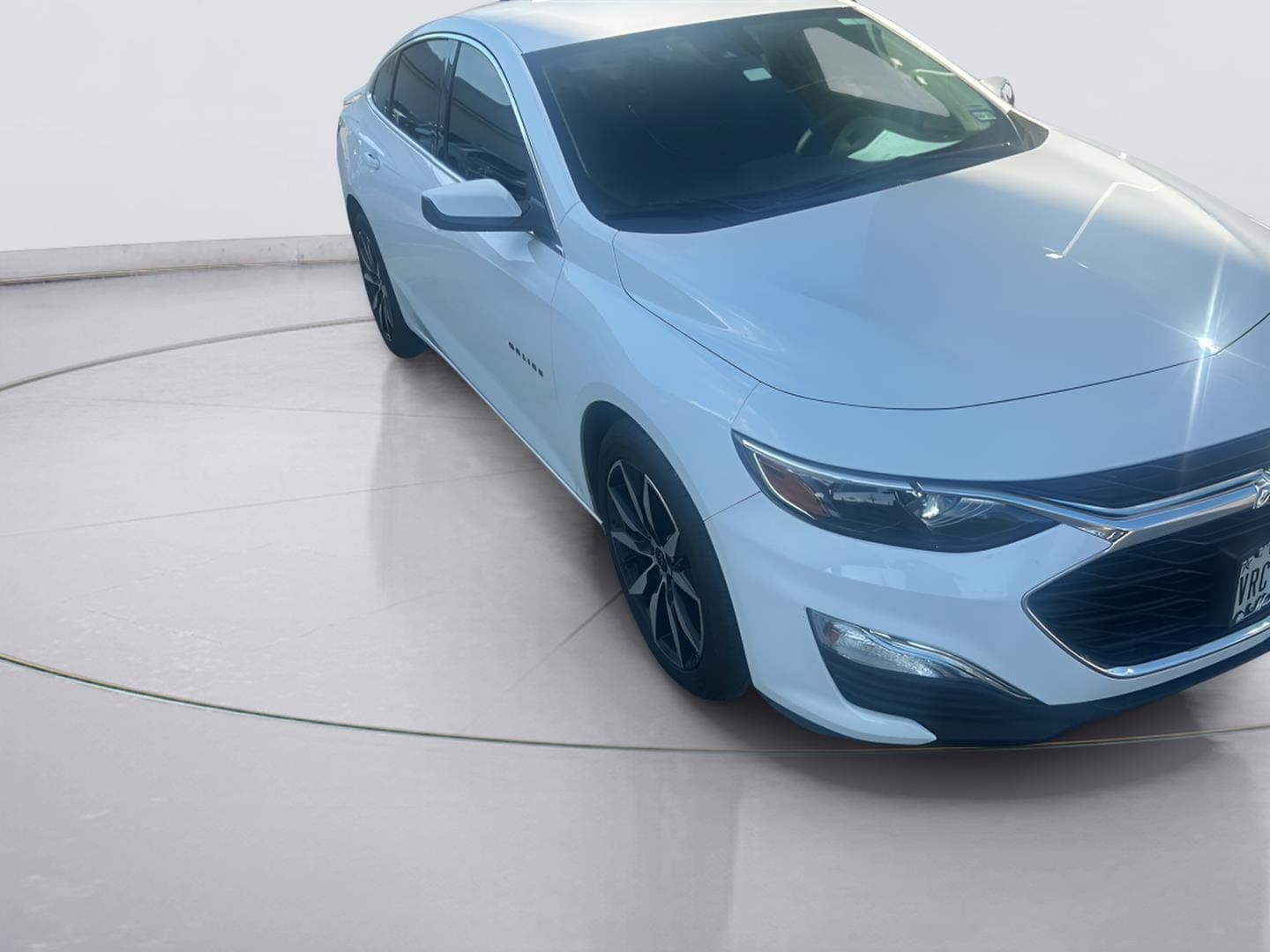 2024 Chevrolet Malibu RS — photo 1 of 5