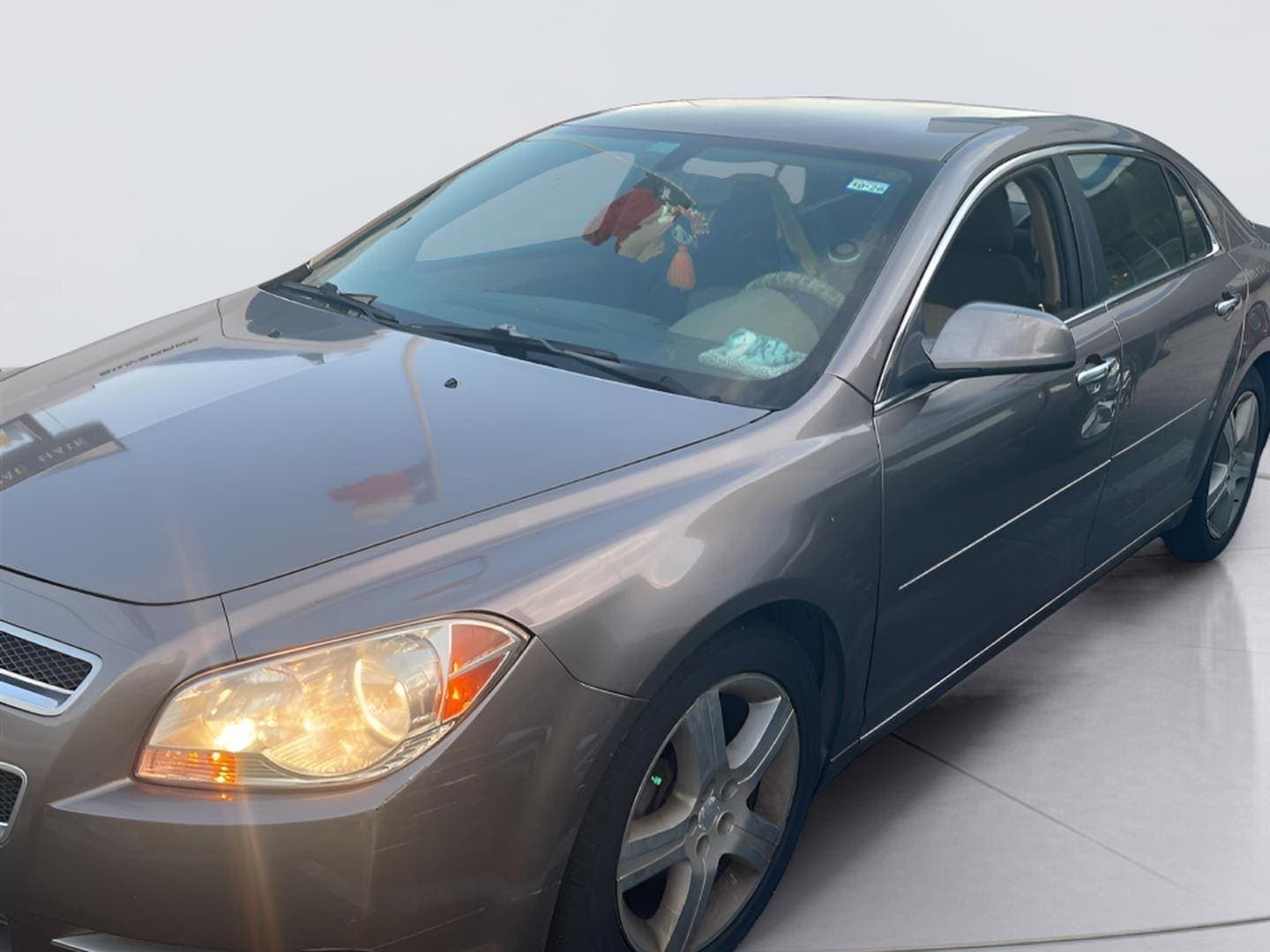 2012 Chevrolet Malibu LT w/1LT — photo 1 of 3