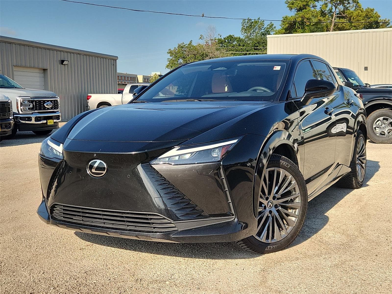 2023 Lexus RZ RZ 450e Luxury — photo 1 of 34