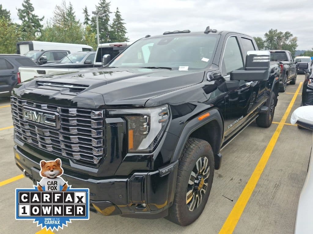 2025 GMC Sierra 3500HD Denali Ultimate — photo 1 of 14