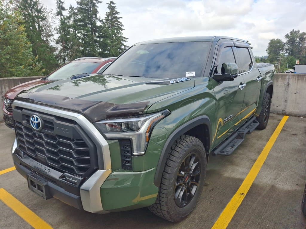 2022 Toyota Tundra 4WD Limited Hybrid — photo 1 of 15