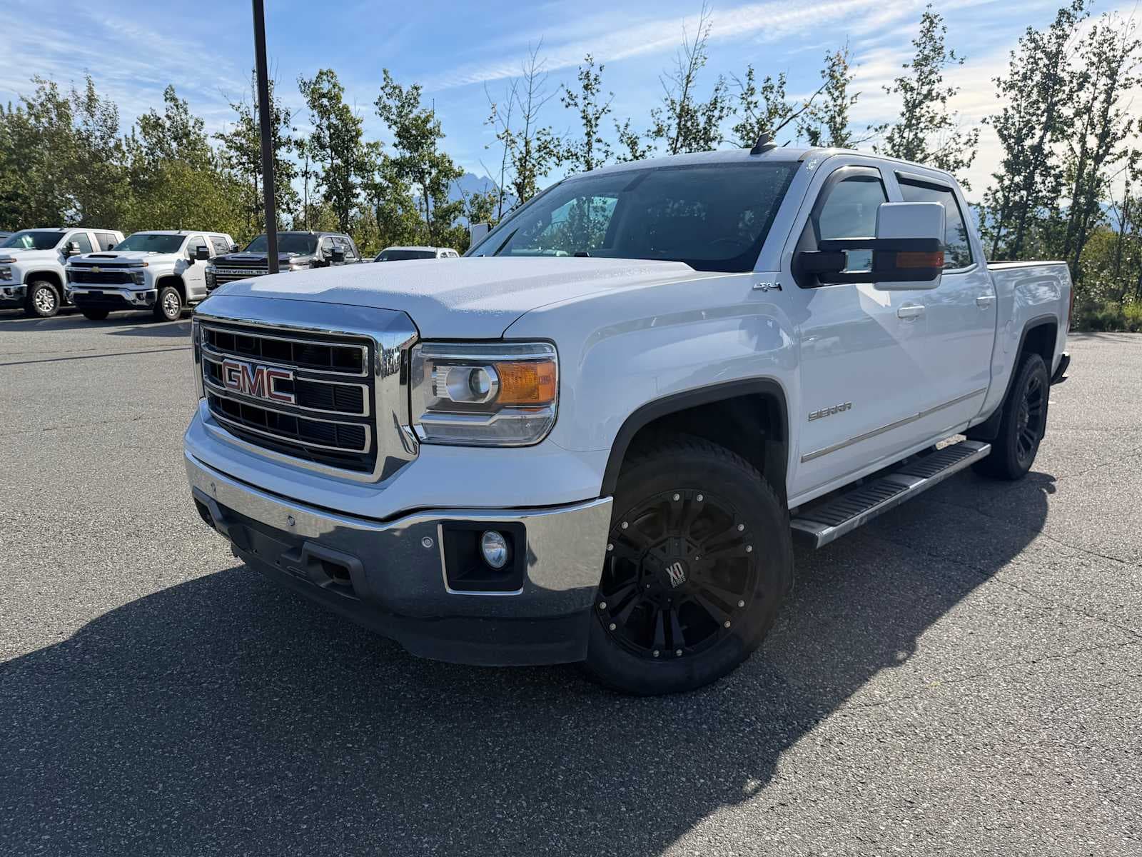 2015 GMC Sierra 1500 SLT — photo 1 of 22