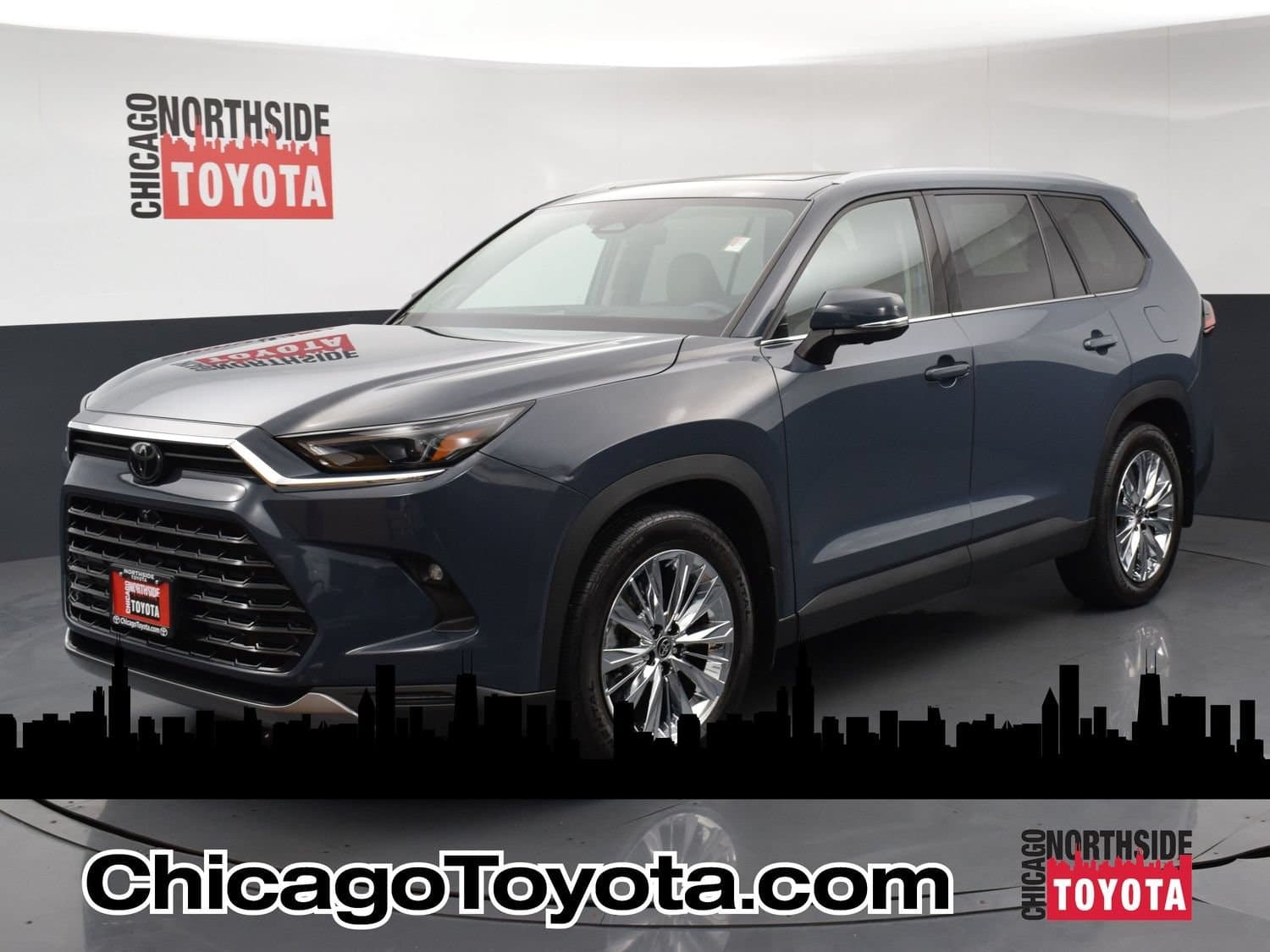 2025 Toyota Grand Highlander Platinum — photo 1 of 42