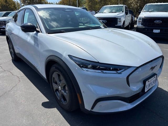 2023 Ford Mustang Mach-E Select — photo 1 of 10