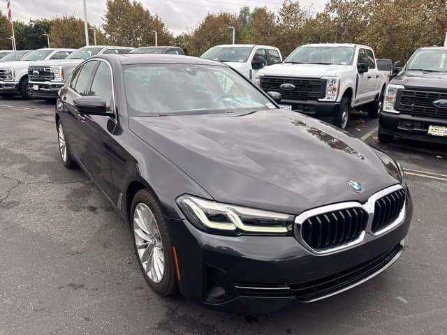2023 BMW 5 Series 530i — photo 1 of 11