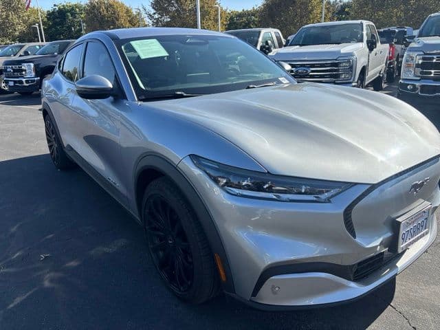 2021 Ford Mustang Mach-E Select — photo 1 of 10