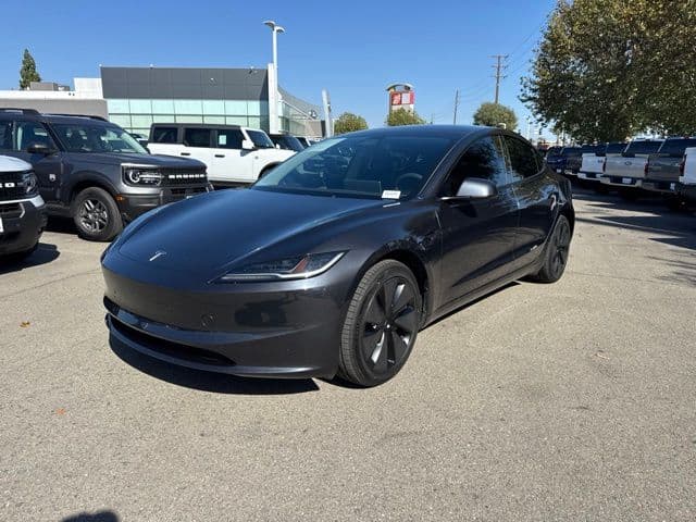 2025 Tesla Model 3 Long Range — photo 1 of 10
