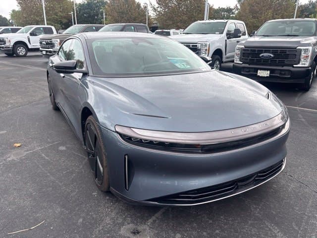 2025 Lucid Air Pure — photo 1 of 11