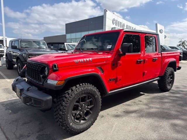 2025 Jeep Gladiator Willys — photo 1 of 10