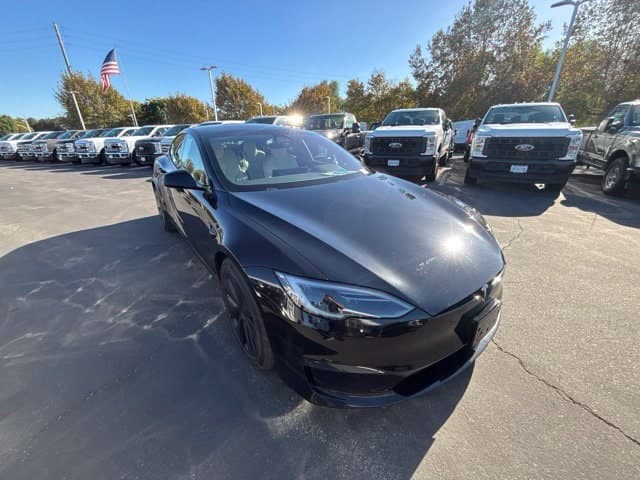 2024 Tesla Model S Base — photo 1 of 10