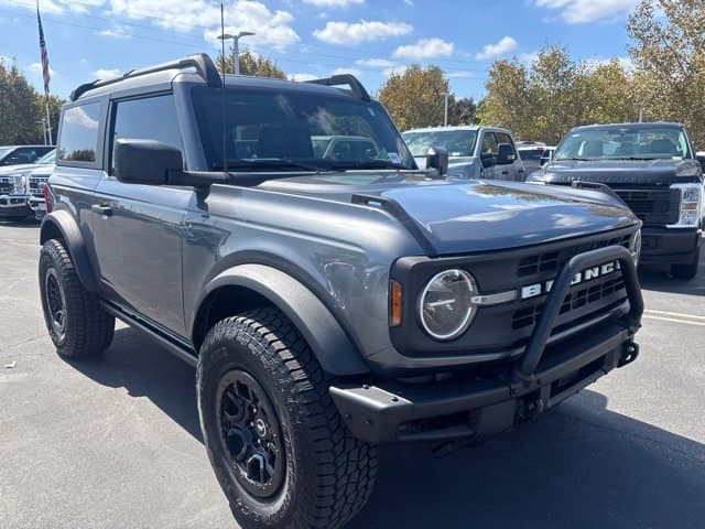 2022 Ford Bronco Black Diamond — photo 1 of 10