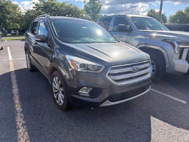 2018 Ford Escape Titanium — photo 1 of 7