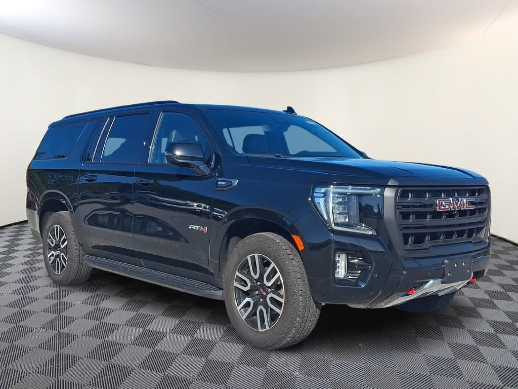 2024 GMC Yukon XL AT4 — photo 1 of 33