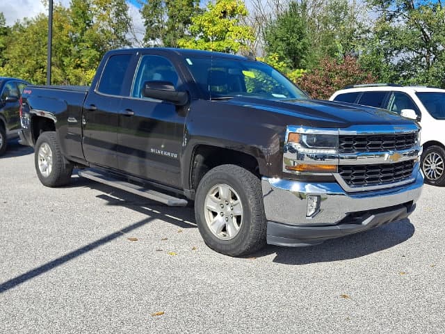 2018 Chevrolet Silverado 1500 LT — photo 1 of 11