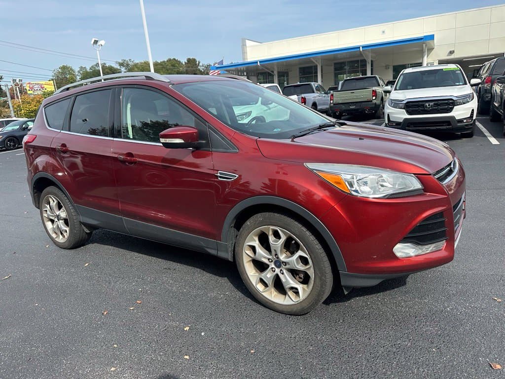 2016 Ford Escape Titanium — photo 1 of 11