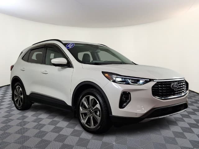 2023 Ford Escape Platinum — photo 1 of 31
