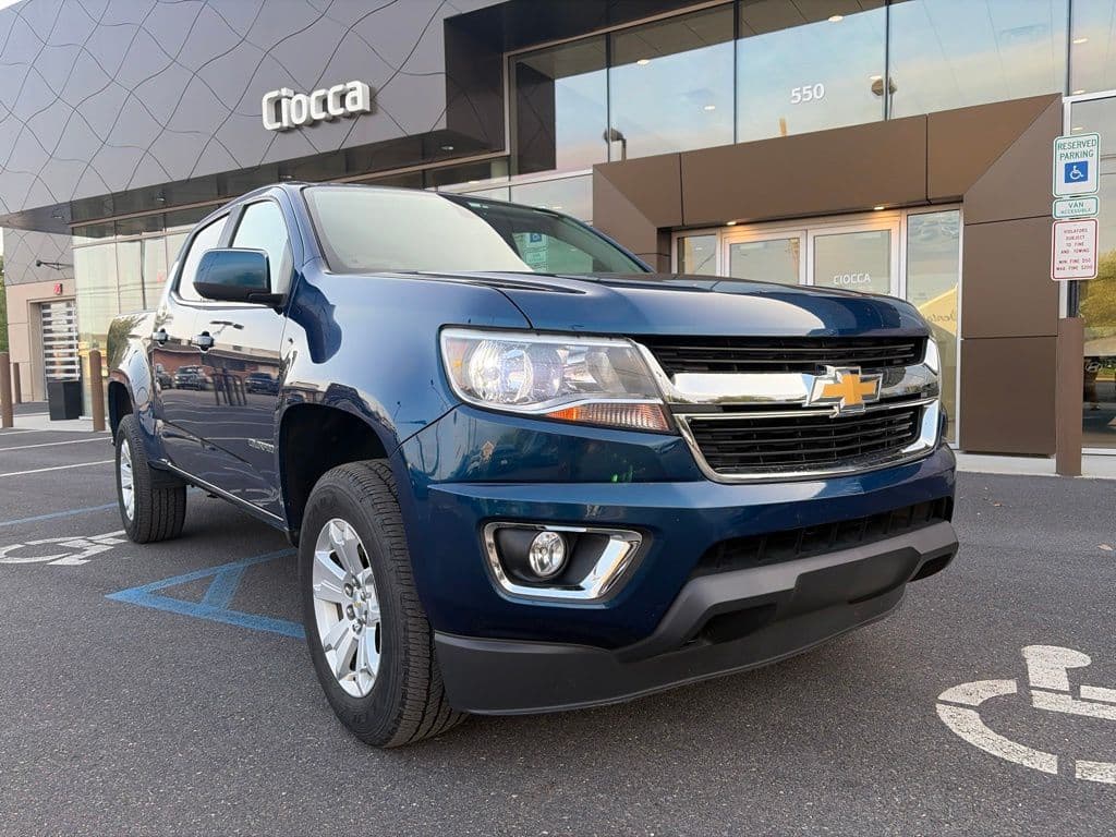2019 Chevrolet Colorado 4WD LT — photo 1 of 14