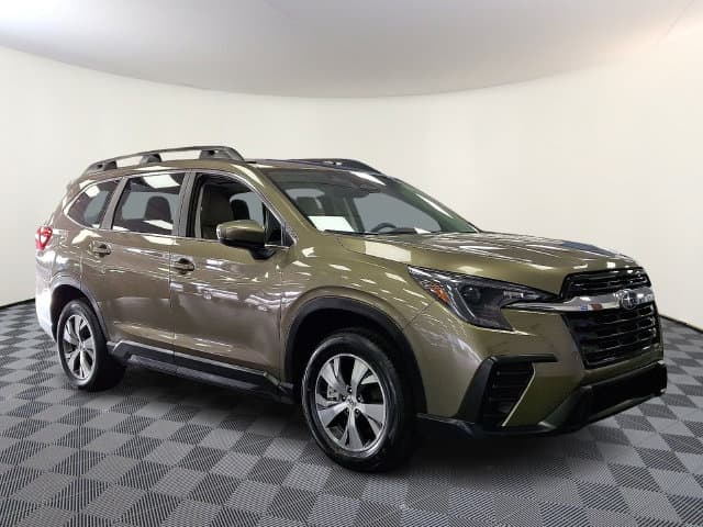 2025 Subaru Ascent Premium — photo 1 of 31