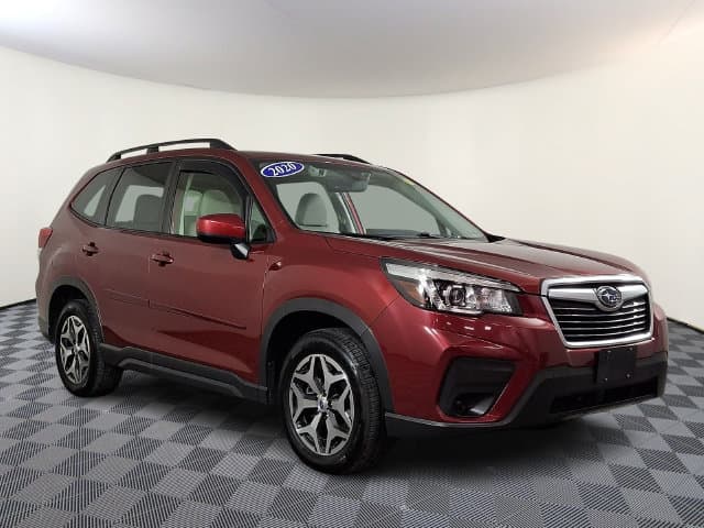 2020 Subaru Forester Premium — photo 1 of 32