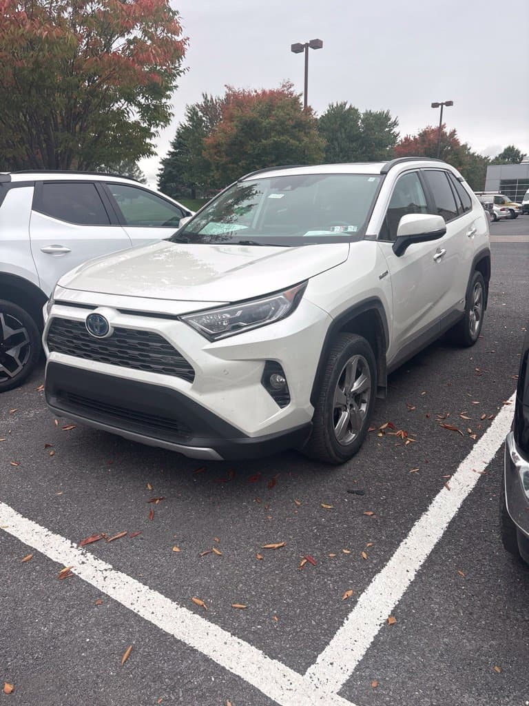 2020 Toyota RAV4 Hybrid Limited — photo 1 of 4