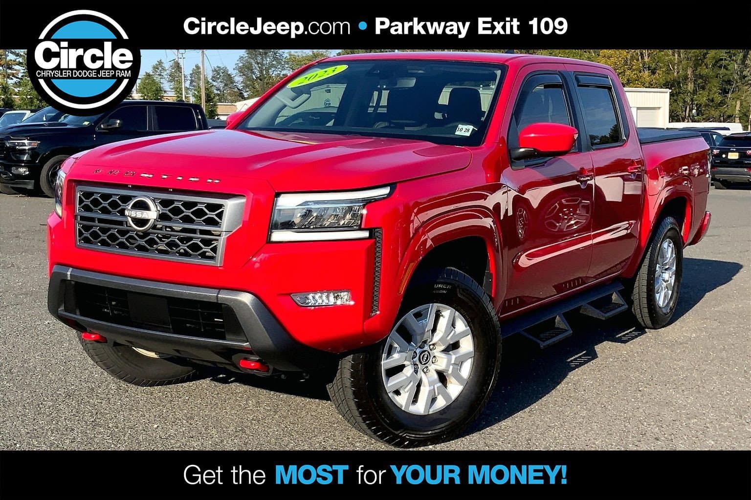 2023 Nissan Frontier SV — photo 1 of 32
