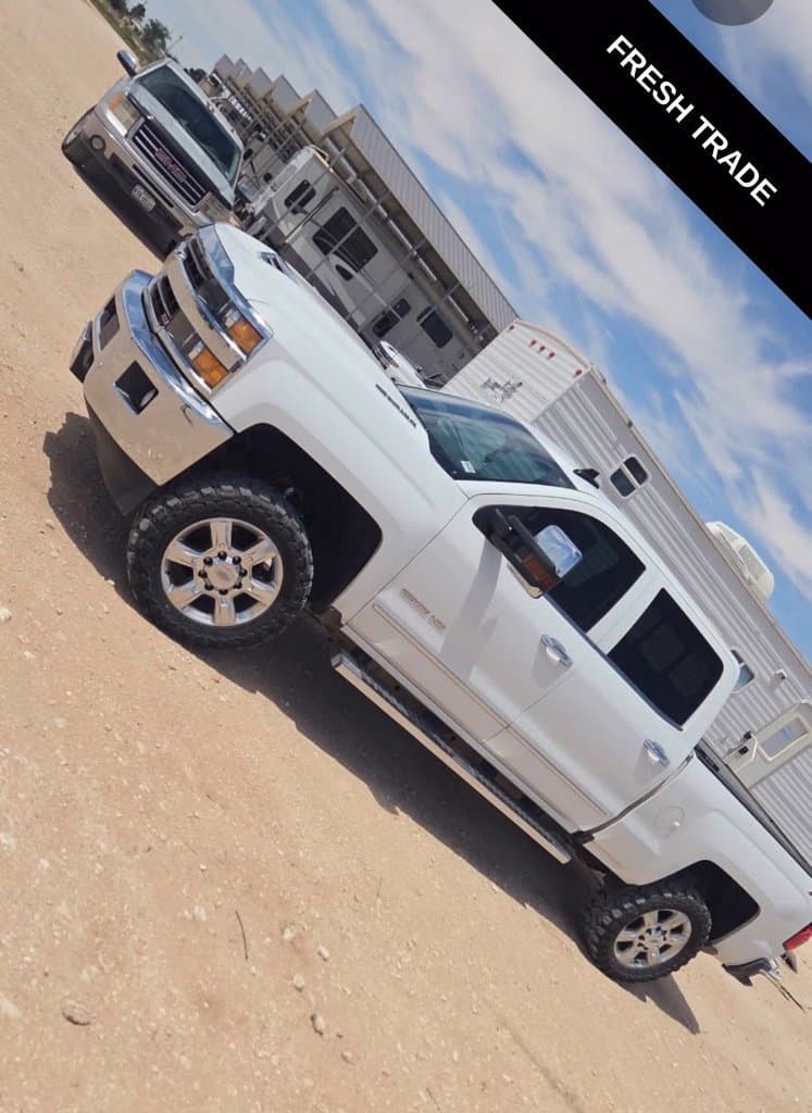 2019 Chevrolet Silverado 2500HD LTZ — photo 1 of 4
