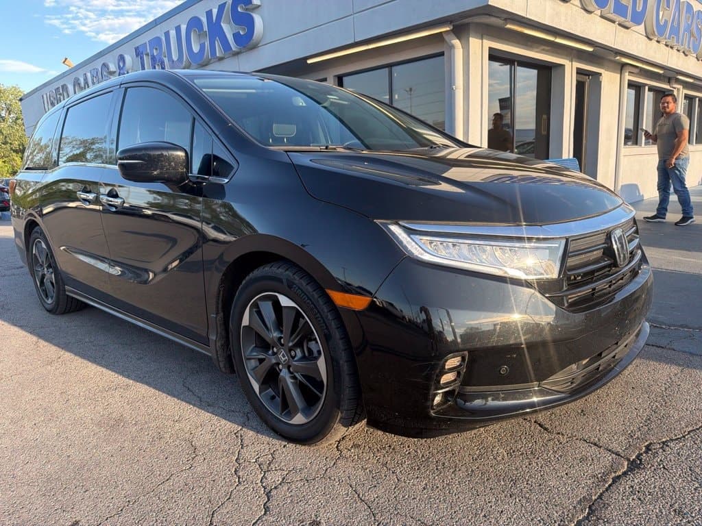 2023 Honda Odyssey Elite — photo 1 of 25
