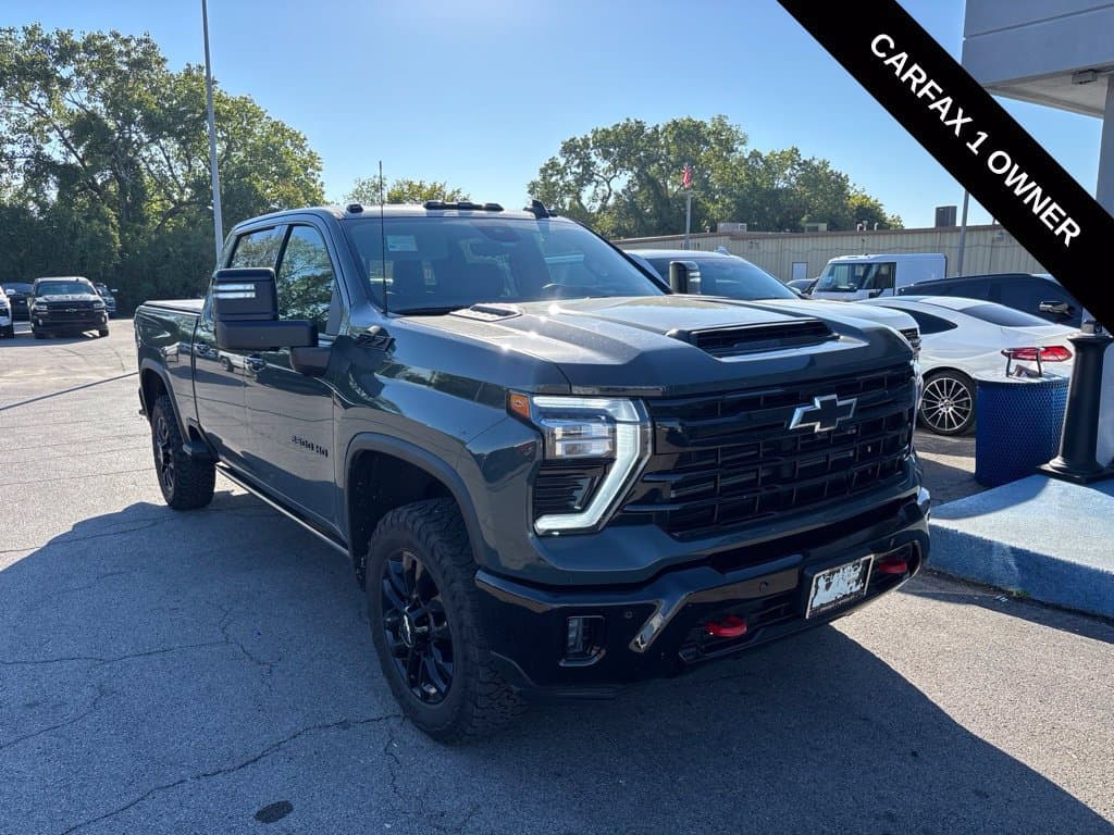2025 Chevrolet Silverado 2500HD LTZ — photo 1 of 16