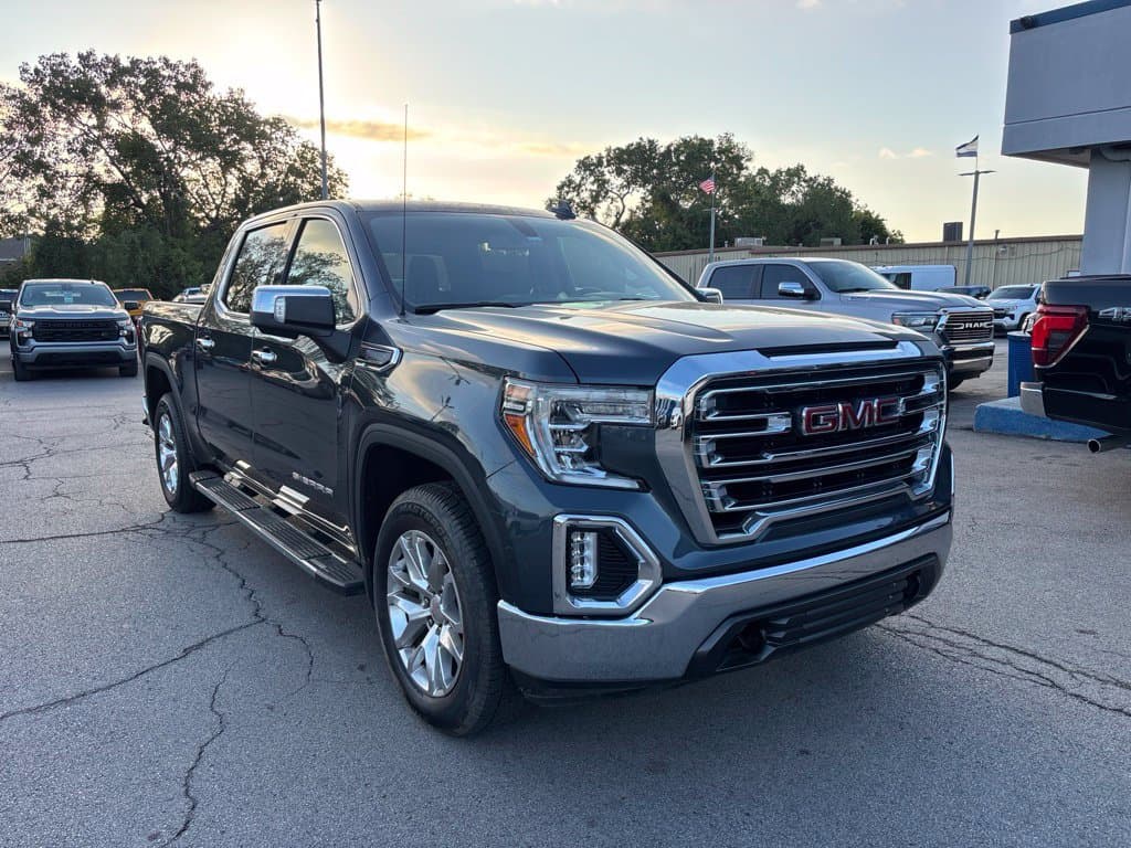 2020 GMC Sierra 1500 SLT — photo 1 of 16