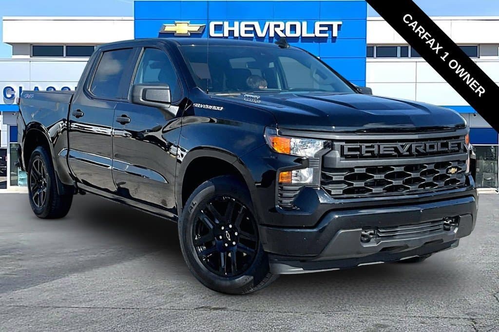 2025 Chevrolet Silverado 1500 Custom — photo 1 of 33
